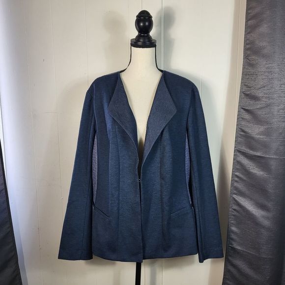 LANE BRYANT Blue Chambray Quilted Panel Blazer Size 22W - Picture 2 of 4